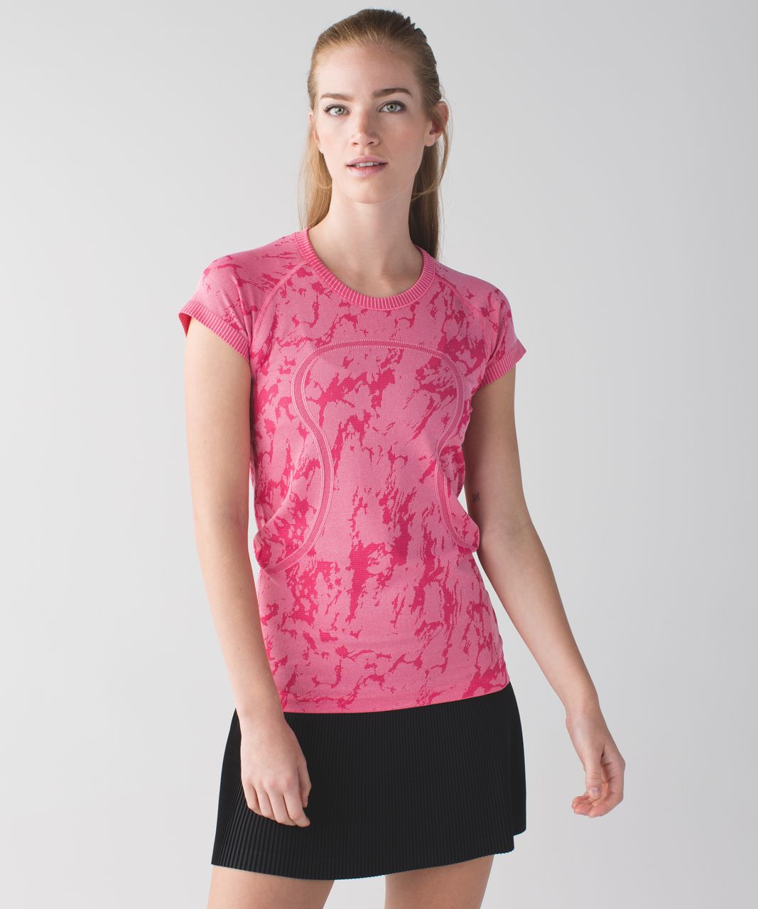 Lululemon Swiftly Tech Short Sleeve Crew - Heathered Bon Bon