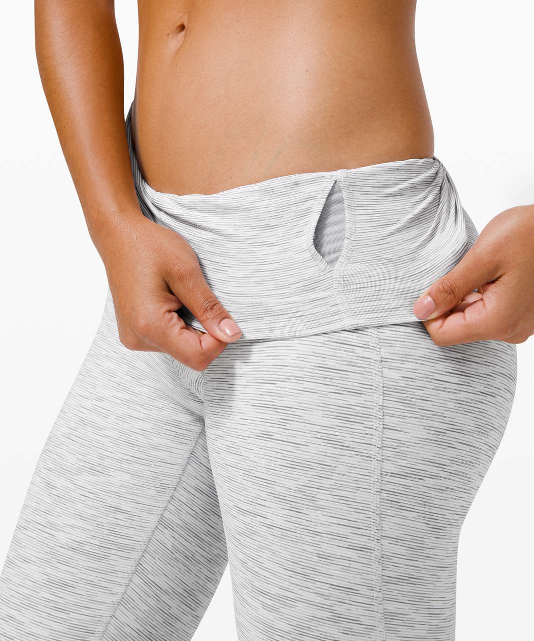 Lululemon Wunder Under Crop High-Rise *Roll Down Scallop Full-On