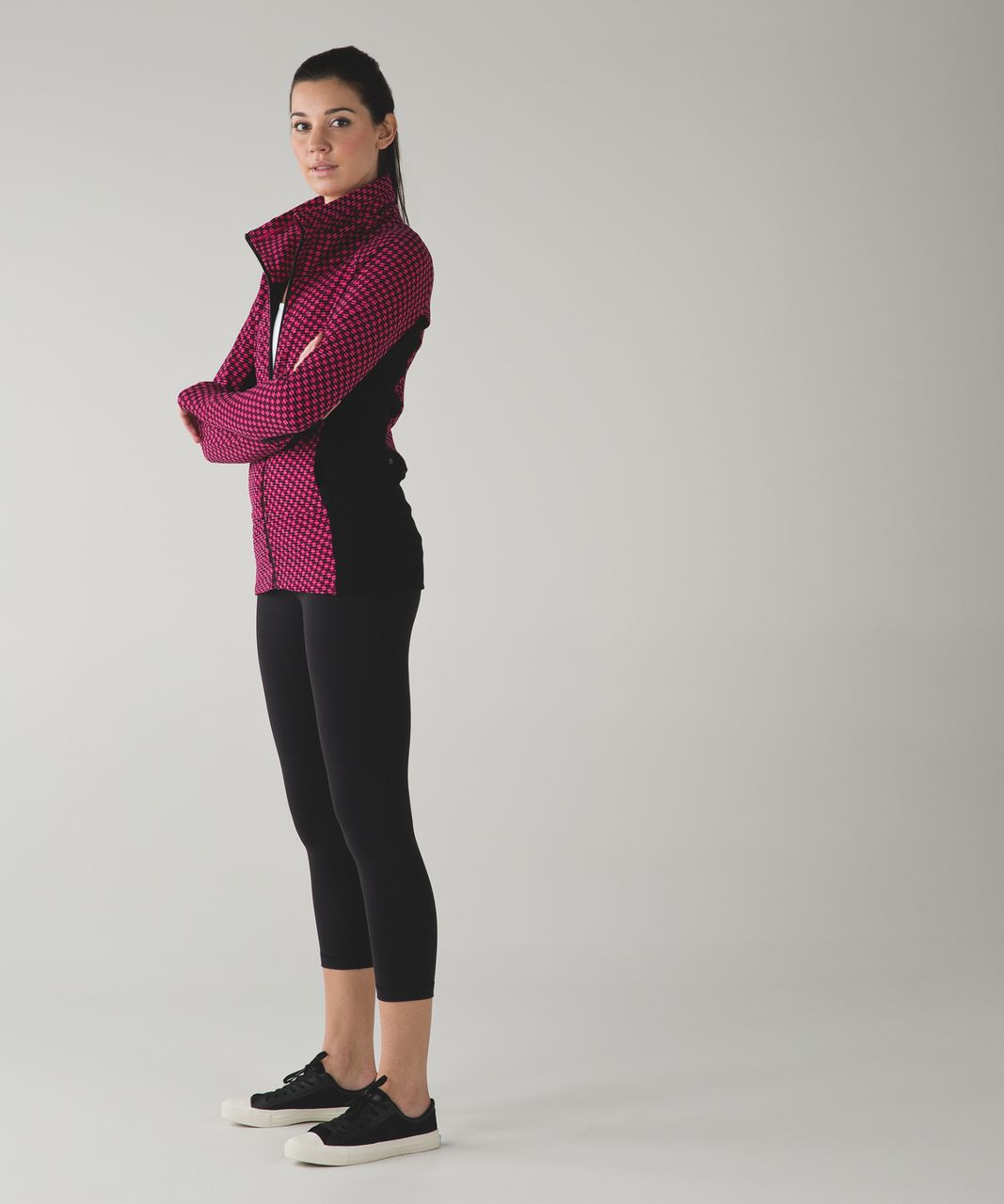 Lululemon Radiant Jacket - Deep Dive Berry Rumble Black / Black