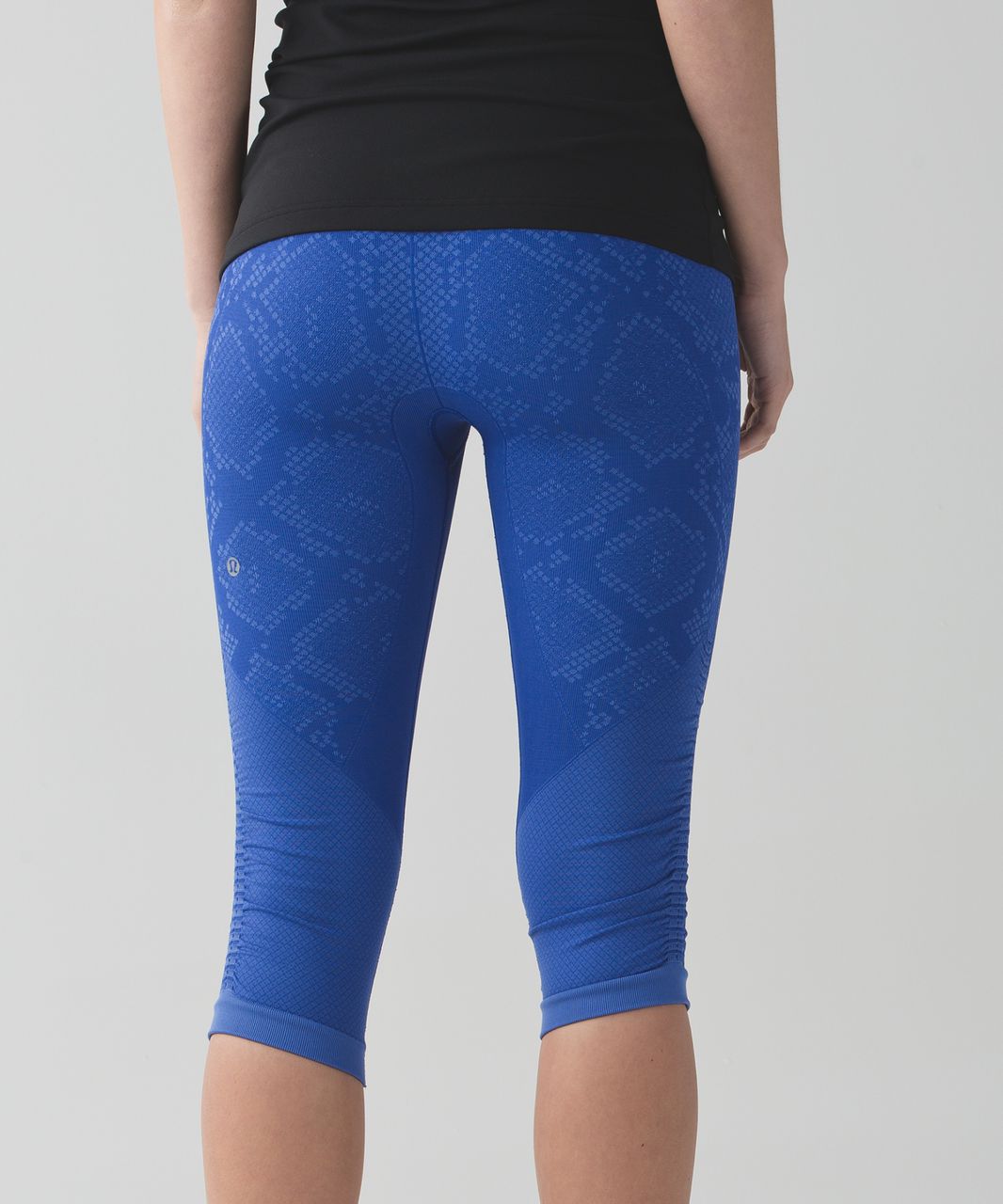 Lululemon  In The Flow Crop II Heathered Sapphire Blue Snakeskin Pattern