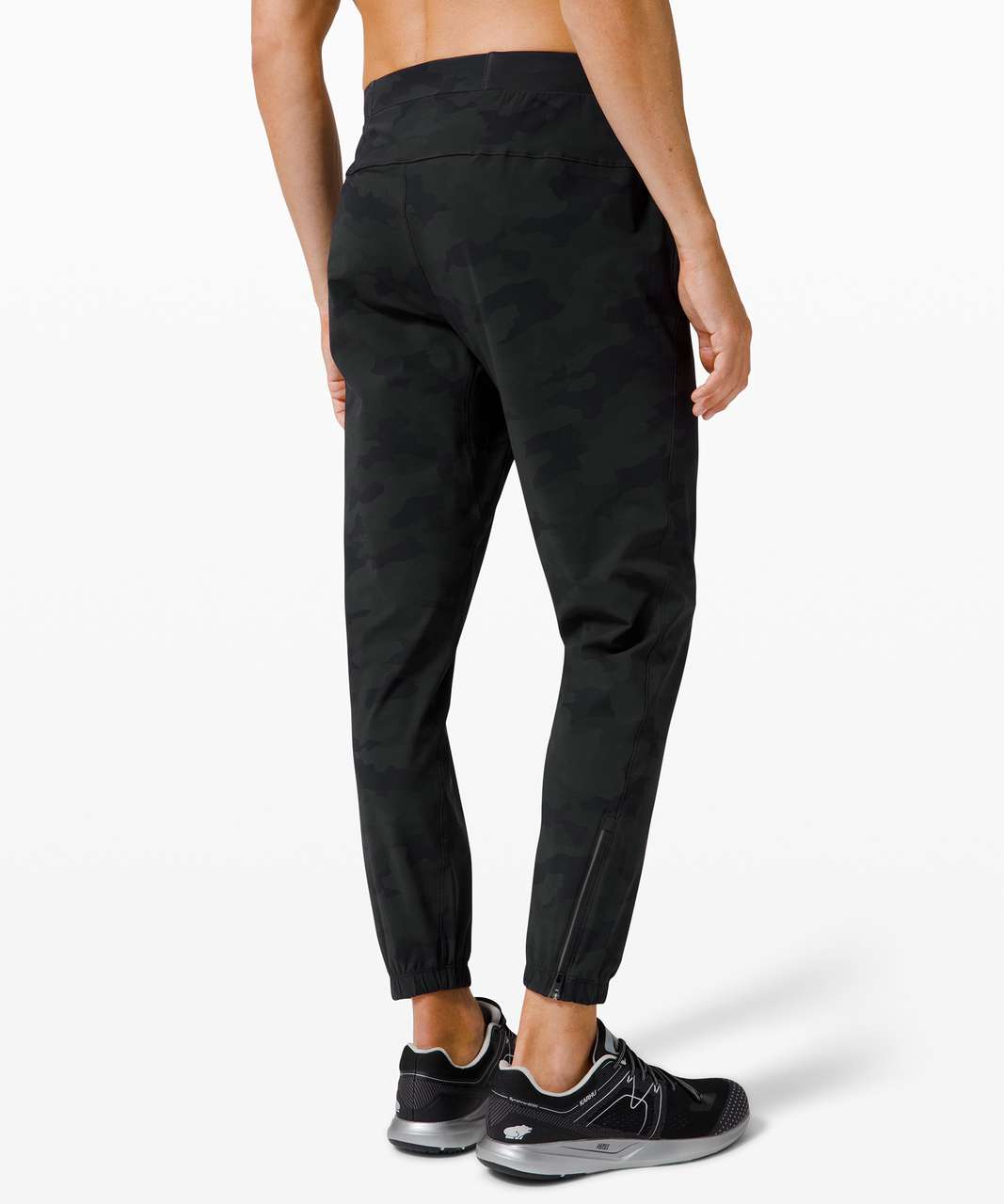 lululemon athletica, Pants & Jumpsuits, Lululemon 220 Wanderer Cropped  Jogger In Black