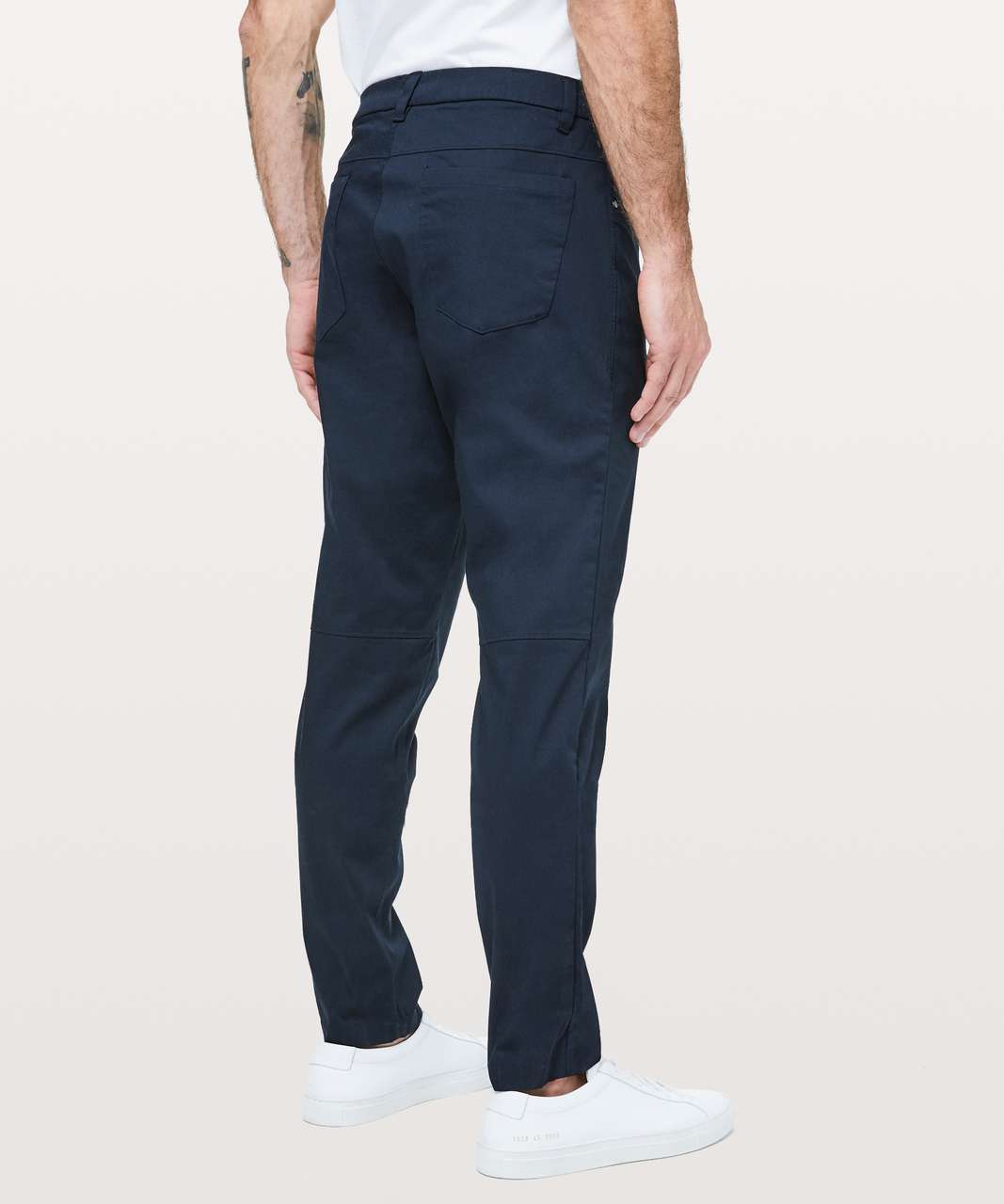 ABC Pant Slim 32” *Warpstreme in True Navy + 5 Year Basic Long Sleeve (size  L) in White and a pair of all white minimalist sneakers makes for a perfect  casual Friday