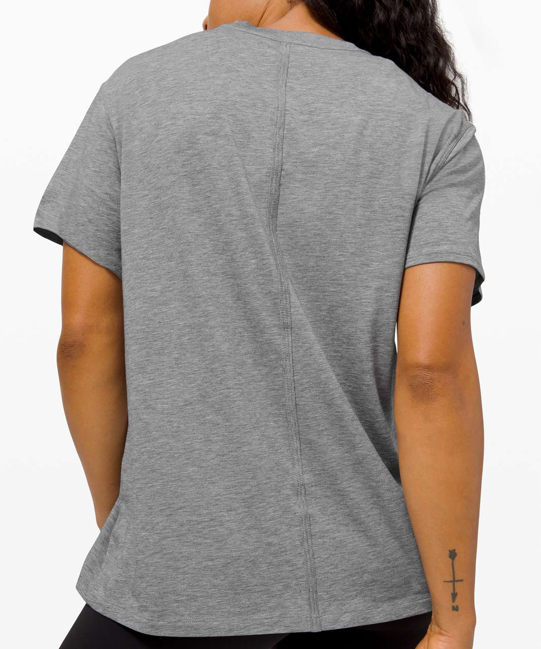 All yours tee in heathered core medium grey vs heathered core light grey..  probably no one needs it 😀but i was looking for before. : r/lululemon