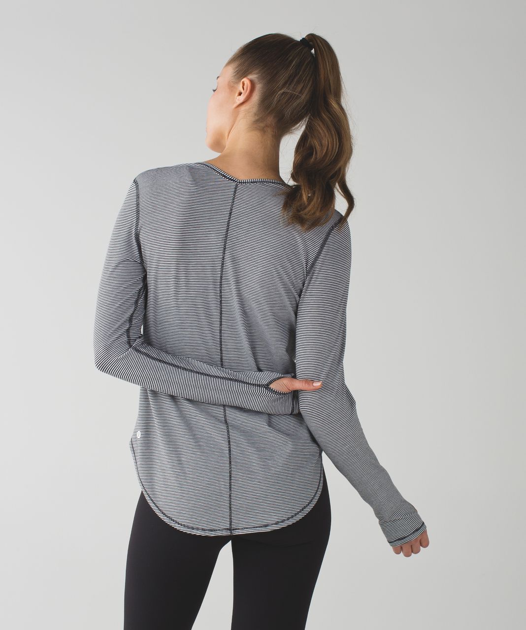 lululemon yogini long sleeve