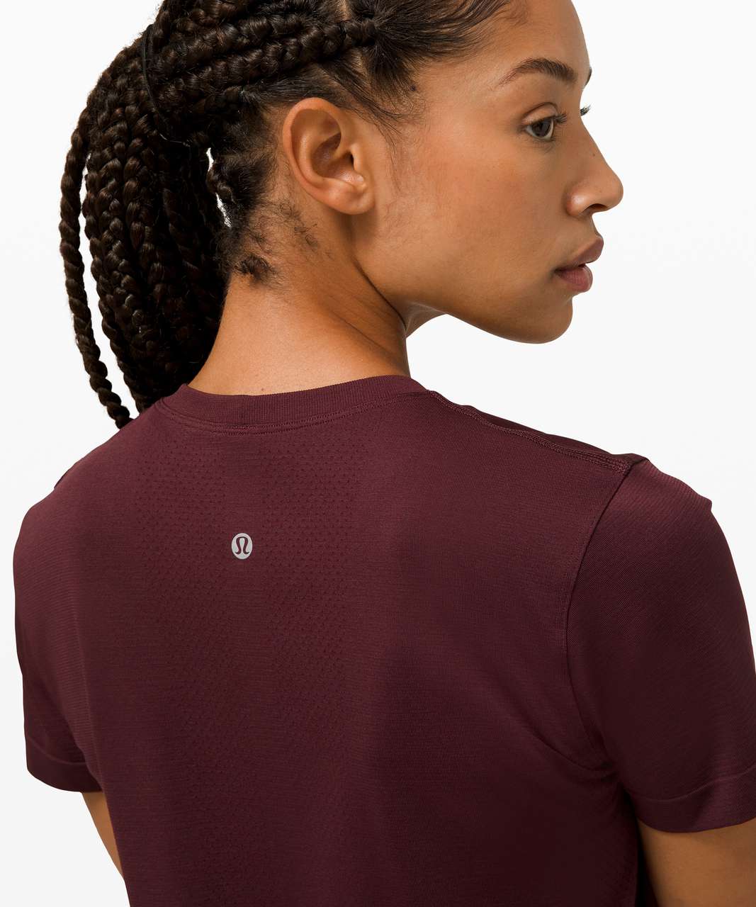 Lululemon Swiftly Breathe Short Sleeve - Cassis / Cassis