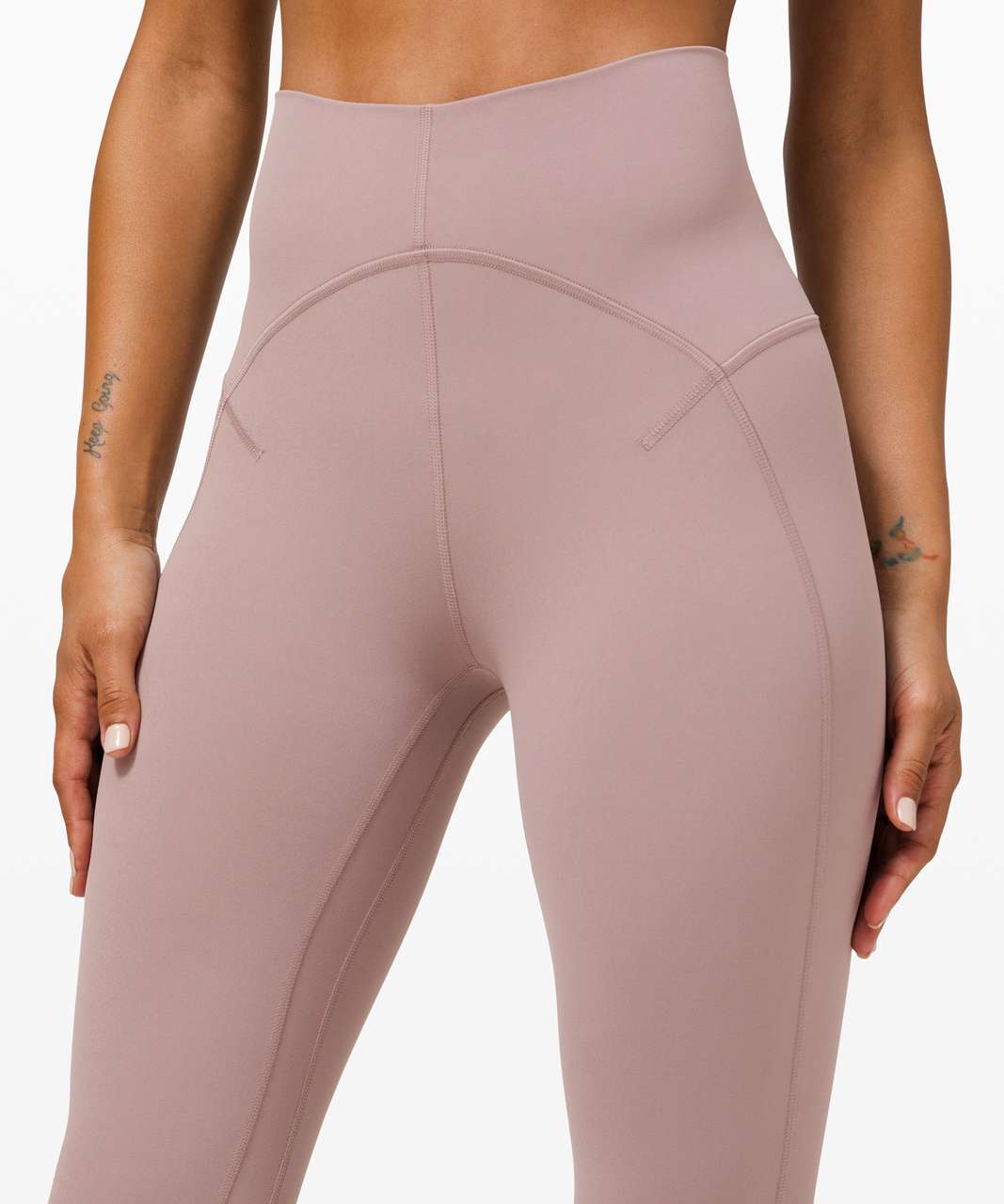 Helluuu the lovely lulu community! This is my first lululemon - Fast and  Free Tight II 25 size 4 in violet verbena. I expected it to be more  pinkish but I don't