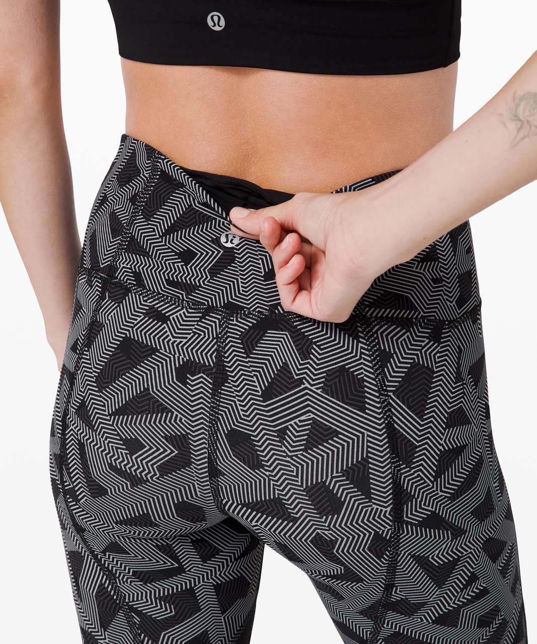 Lululemon Pace Rival High-Rise Crop 22" - Labyrinth Black Light Cast / Black