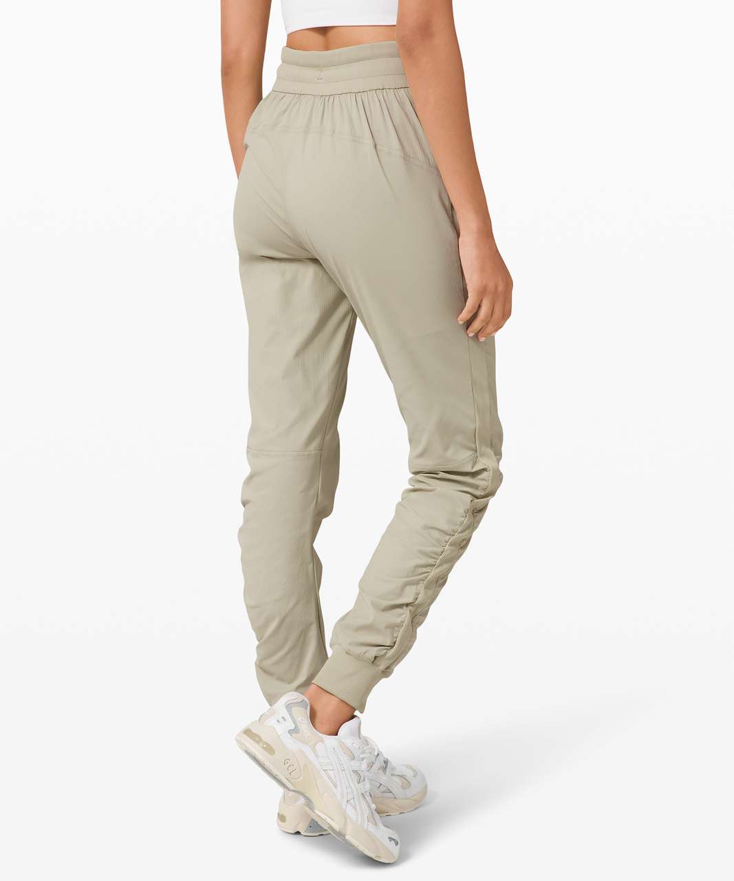 Beyond the Studio 7/8 Joggers are my absolute favourite!! Fit pics of water  drop and grey sage (2) : r/lululemon