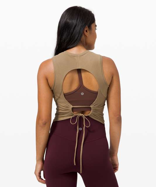 LA Tops: Open Back Tie Crop Tank (8) and LS (8). The LS is going back it  doesn't lie flat on the sides and rides up. TTS with my bra size and