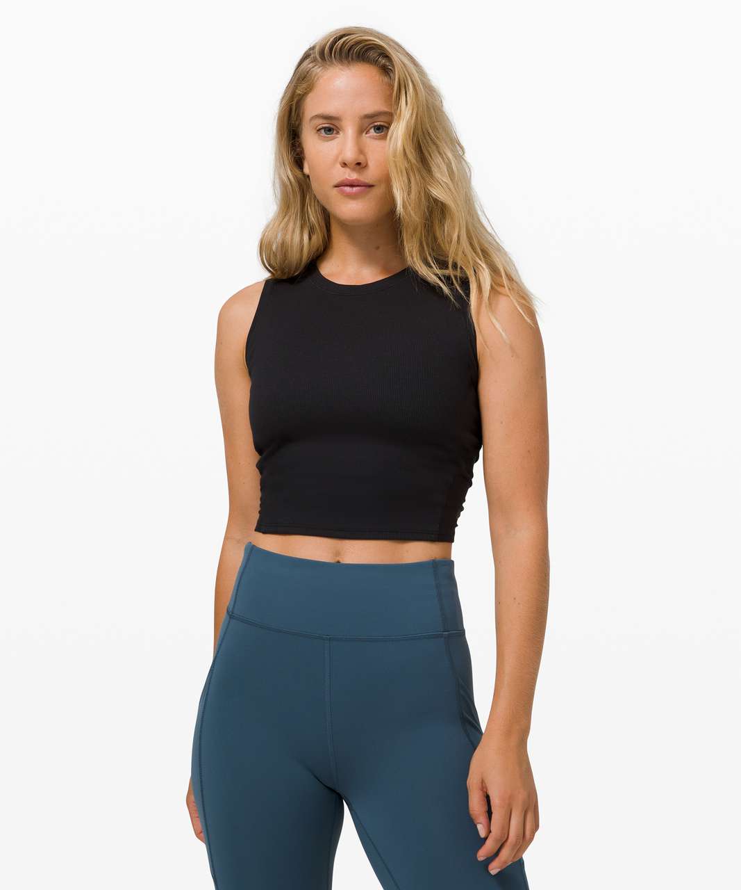 Lululemon Open Back Cropped Training Tanki Online