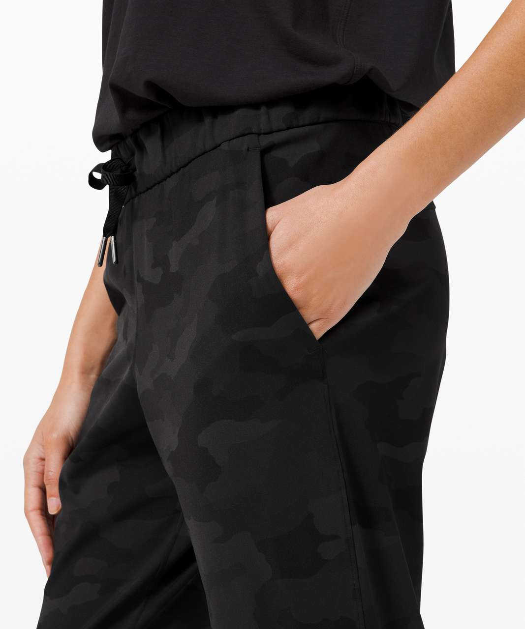 Lululemon On the Fly 7/8 Pant - Formation Camo Deep Coal Multi