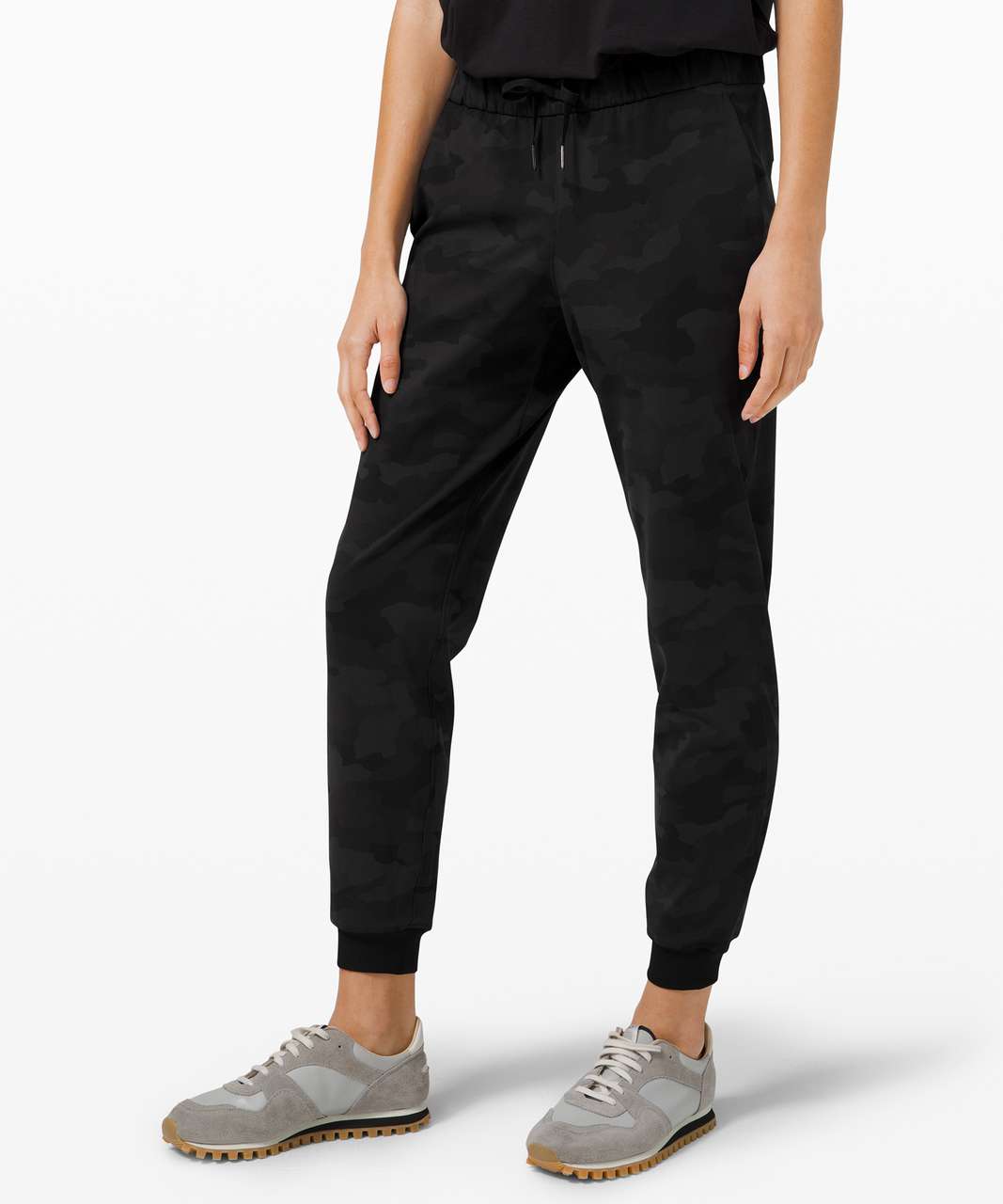 Lululemon On the Fly 7/8 Pant Black 8 NWOT Full On Luxtreme Jogger