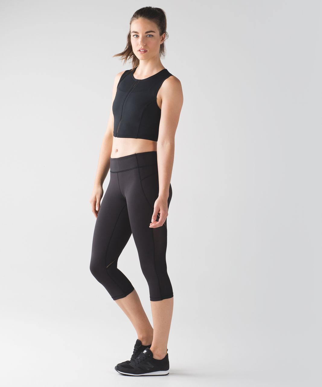 Lululemon Sculpt It Crop - Black