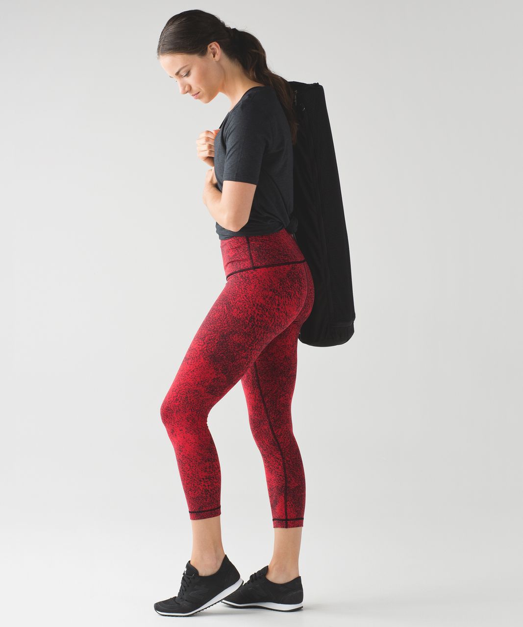 Lululemon Wunder Under Crop III (Reversible) - True Red / Prep Red