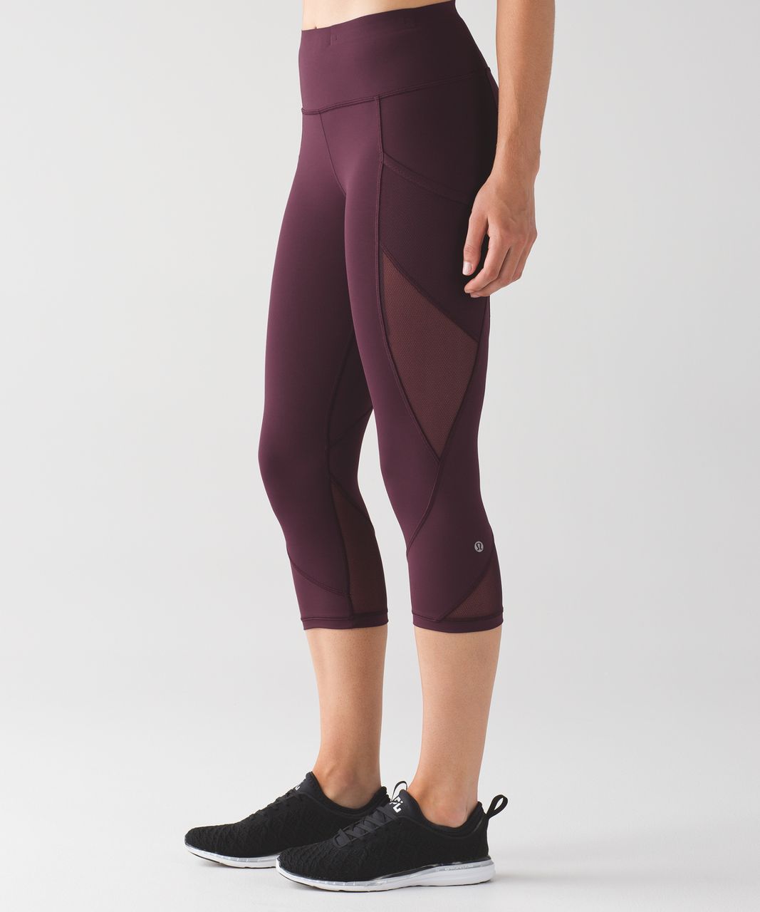 Lululemon Fast As Light Crop - Bordeaux Drama