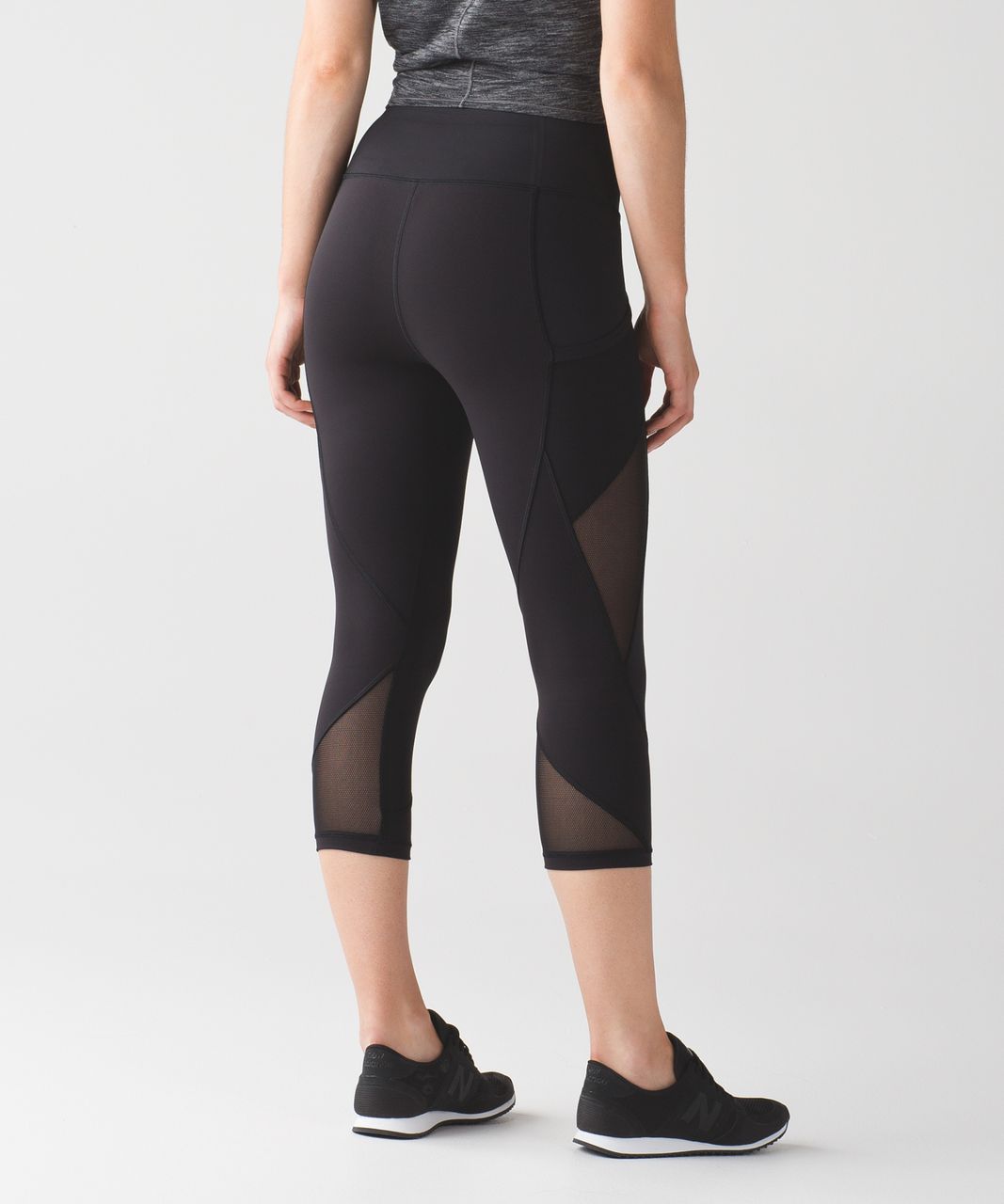 Lululemon Fast As Light Crop - Black 