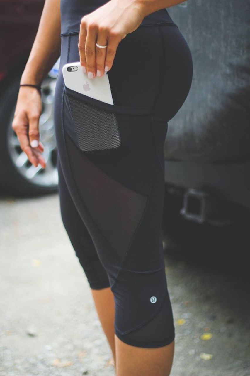 Lululemon Fast As Light Crop - Black