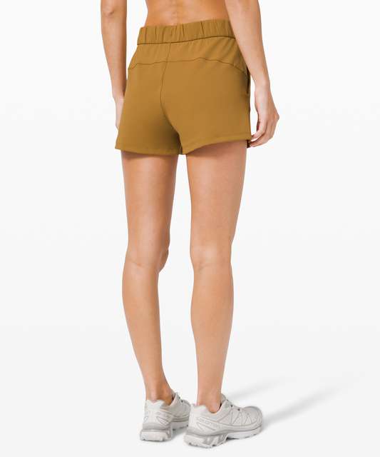 Lululemon On The Fly Short *2.5