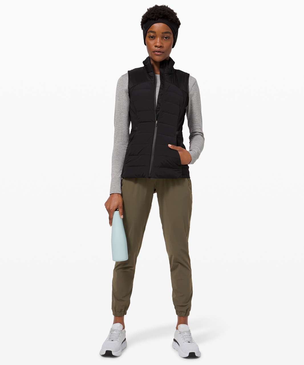 Adapted State jogger in True Navy (size 4) and Always Effortless Jacket in  Dune (size 4) : r/lululemon