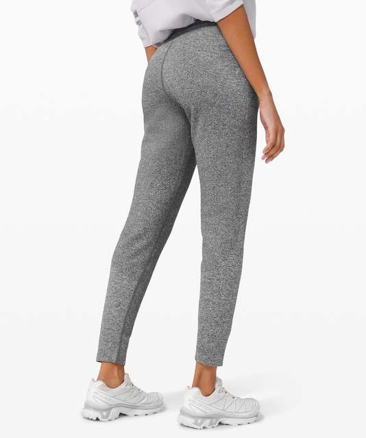 NWT Women Lululemon Engineered Warmth Jogger Size 6 White Opal Cream