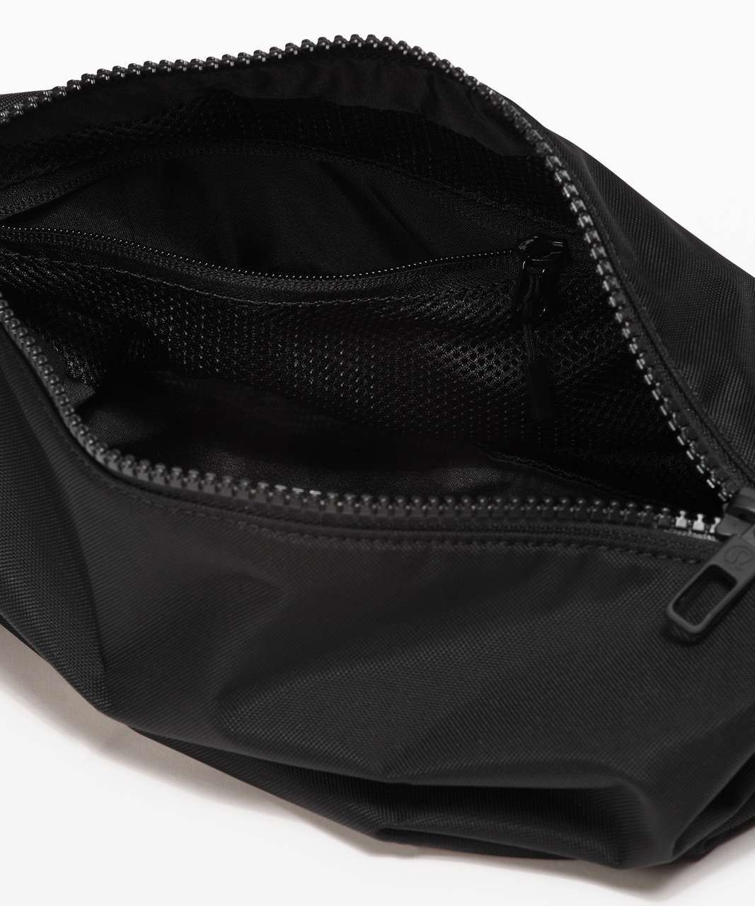 Lululemon Command The Day Kit *5L - Black (Fourth Release)