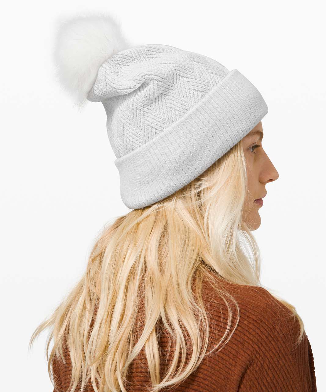 Lululemon Sherpa Weave Pom Beanie - Heathered Core Ultra Light Grey