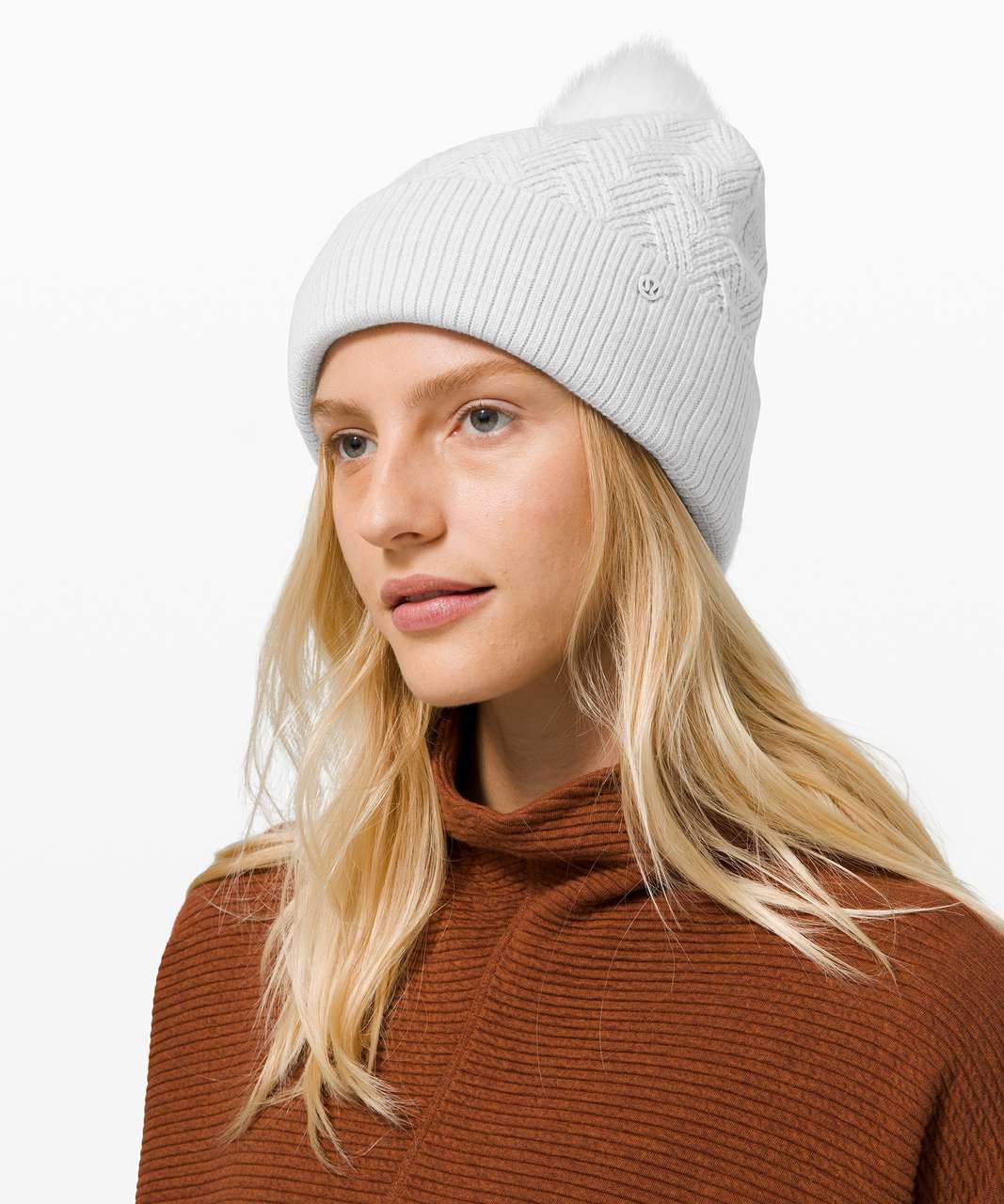 Lululemon Sherpa Weave Pom Beanie - Heathered Core Ultra Light