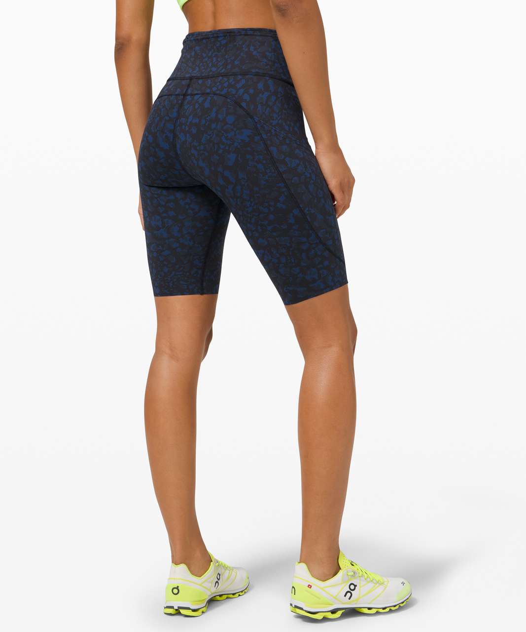 Lululemon Fast and Free Short 10 - City Grit White Blue Fog - lulu fanatics