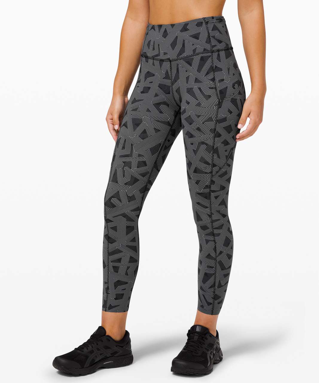 Lululemon Fast and Free Tight II 25 *Non-Reflective Nulux - Textured  Labyrinth Black Light Cast - lulu fanatics