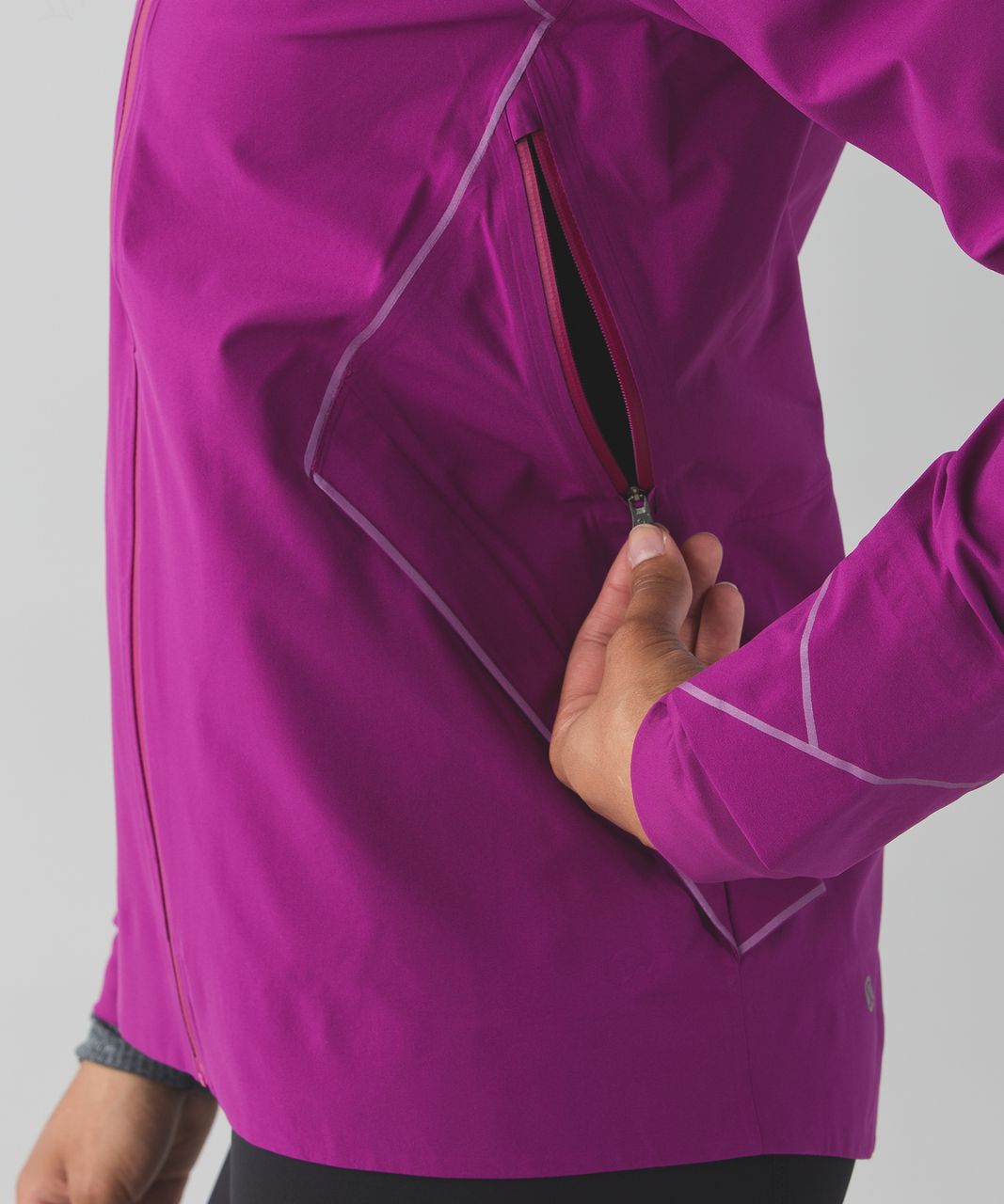 Lululemon Runaway Jacket - Regal Plum