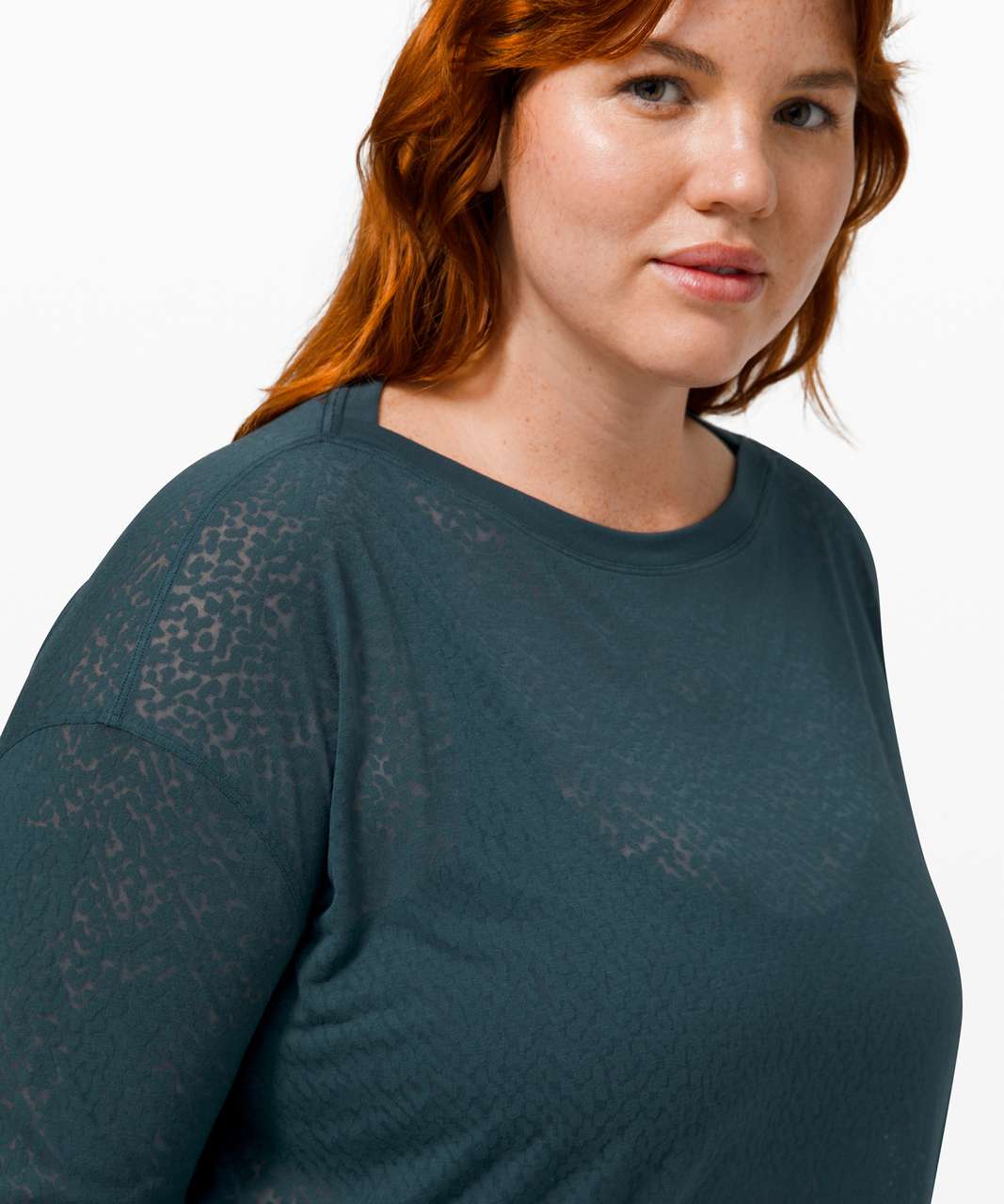 Lululemon Back In Action Long Sleeve *Veil - Submarine