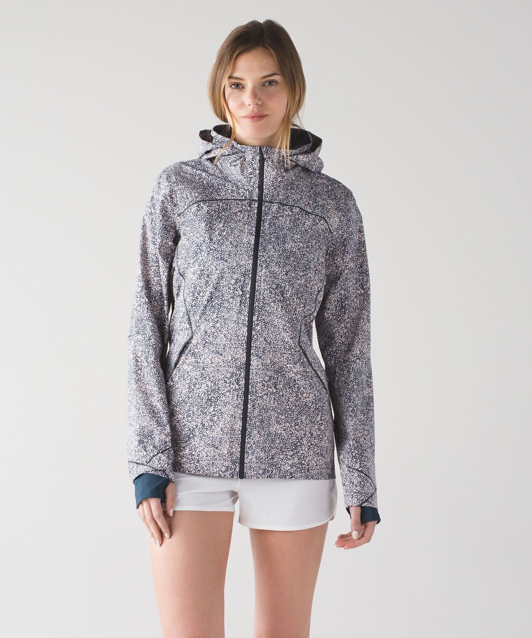 lululemon runaway jacket