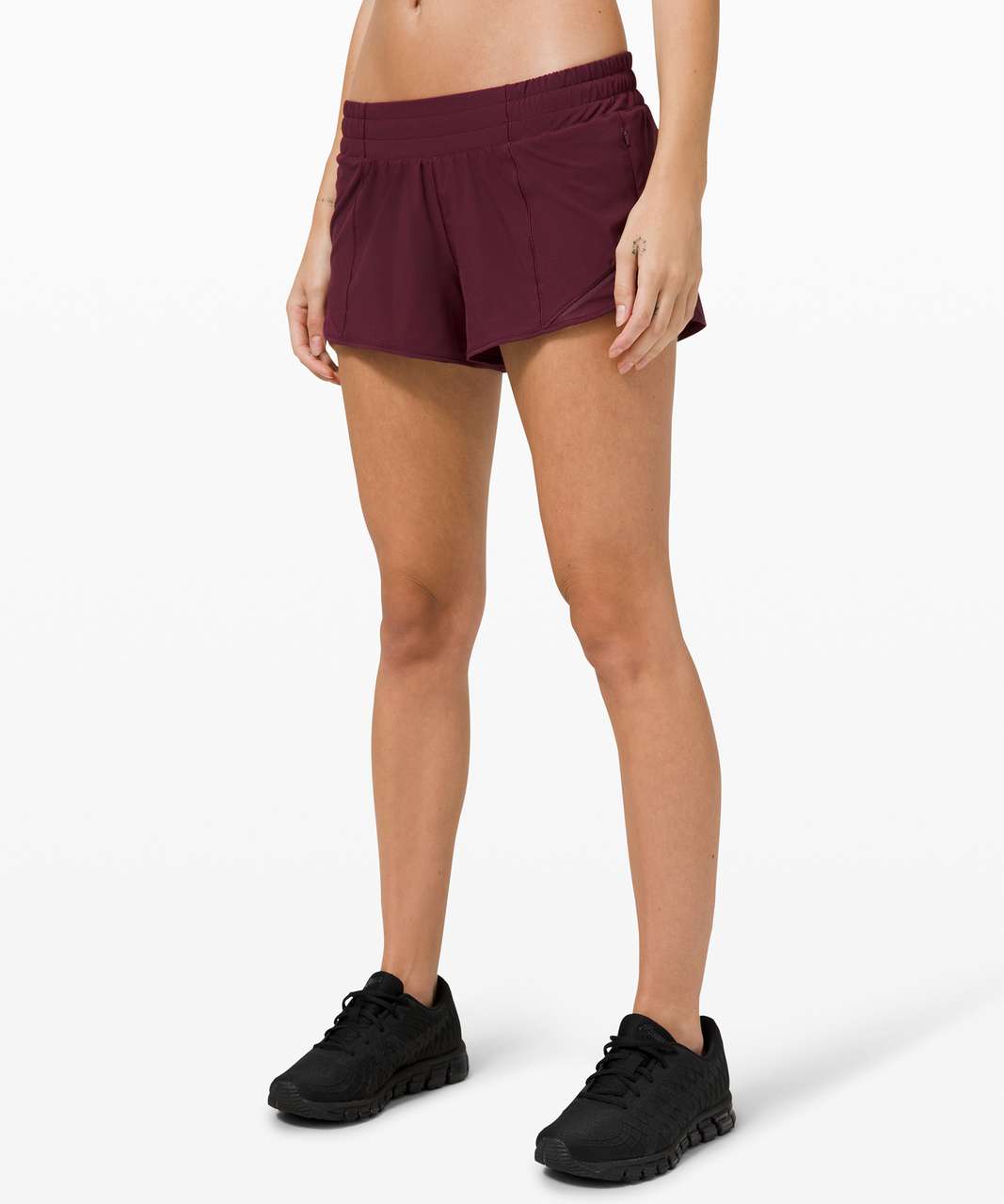 Lululemon Hotty Hot Short II *2.5" - Cassis