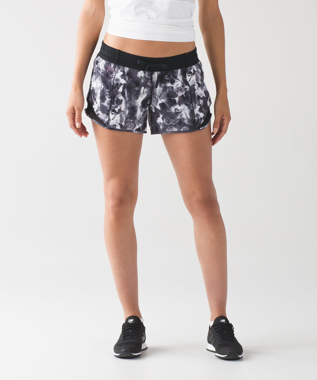 Lululemon Hotty Hot Short (Long) - Mini Obscurred Black Dusty Mauve / Black