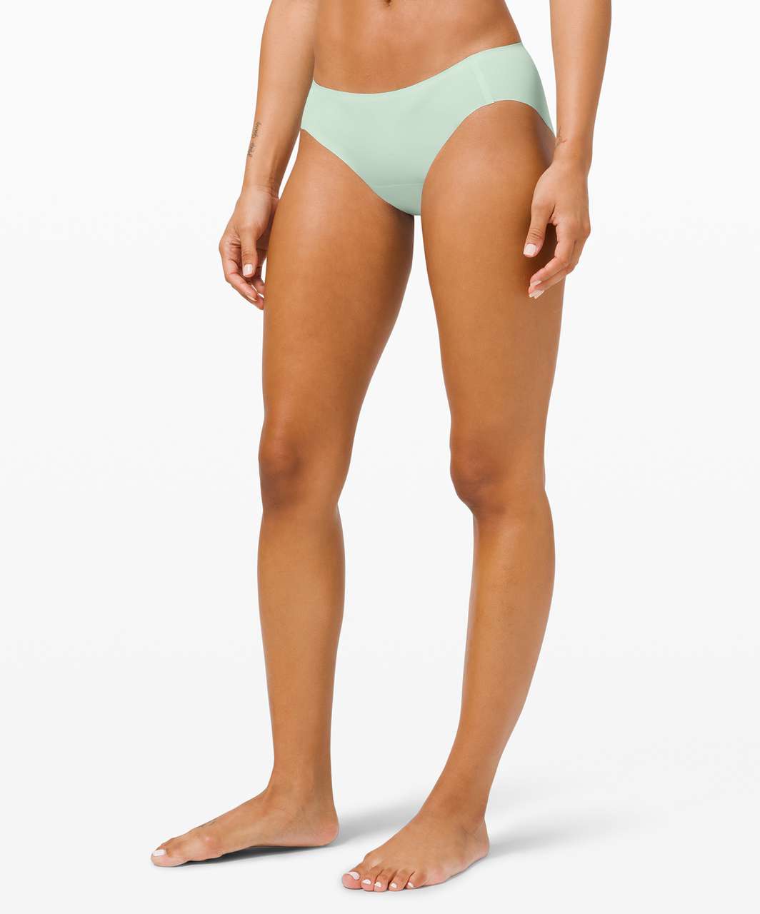 Lululemon Smooth Seamless Thong - Guava Pink - lulu fanatics