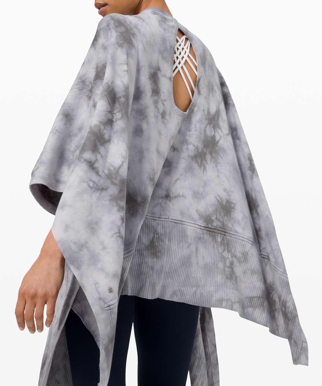 Lululemon Key to Warmth Wrap - Stargaze / Pitch Grey