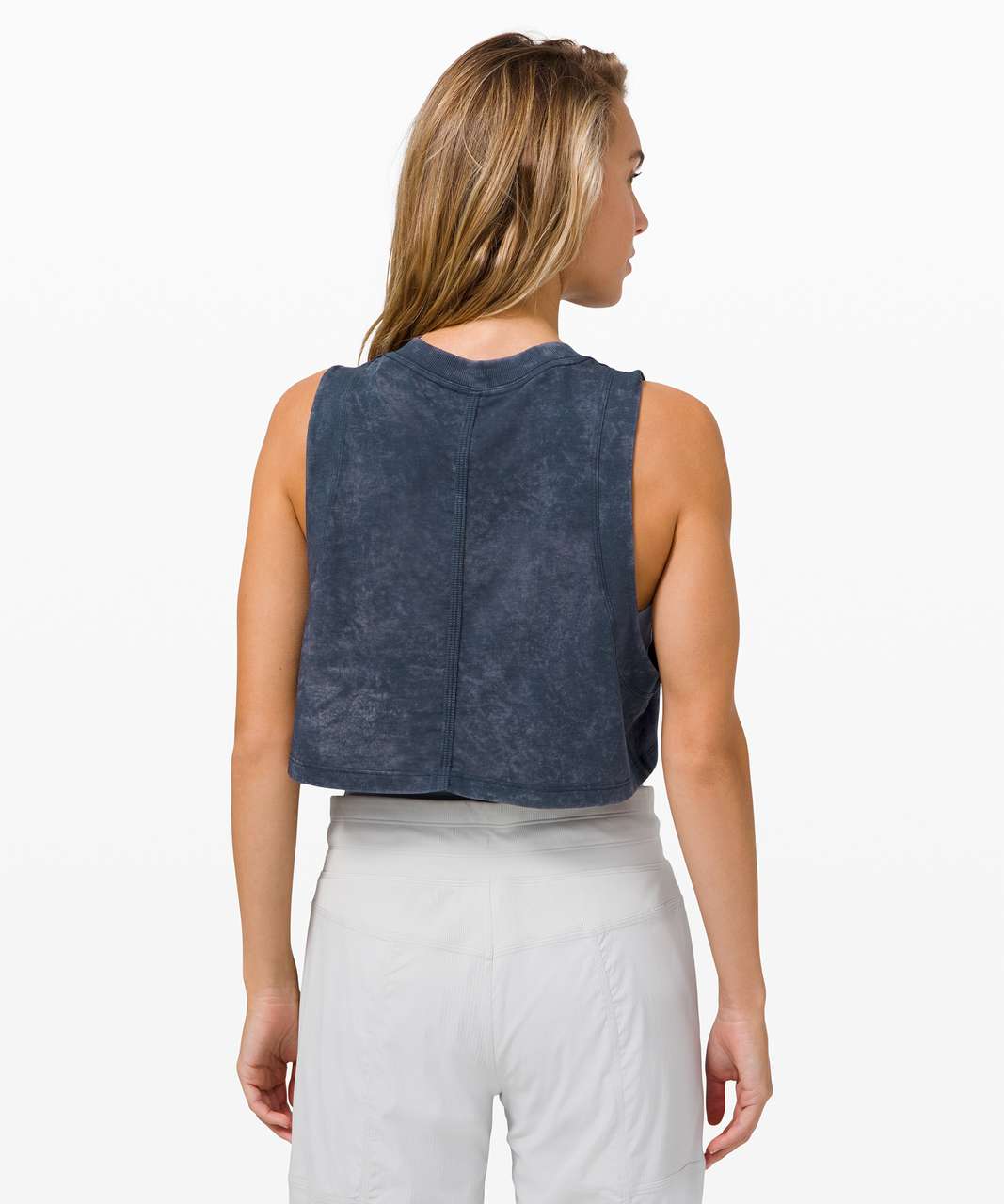 How to Wash Your Lululemon Align Tank: A Simple Guide - Playbite