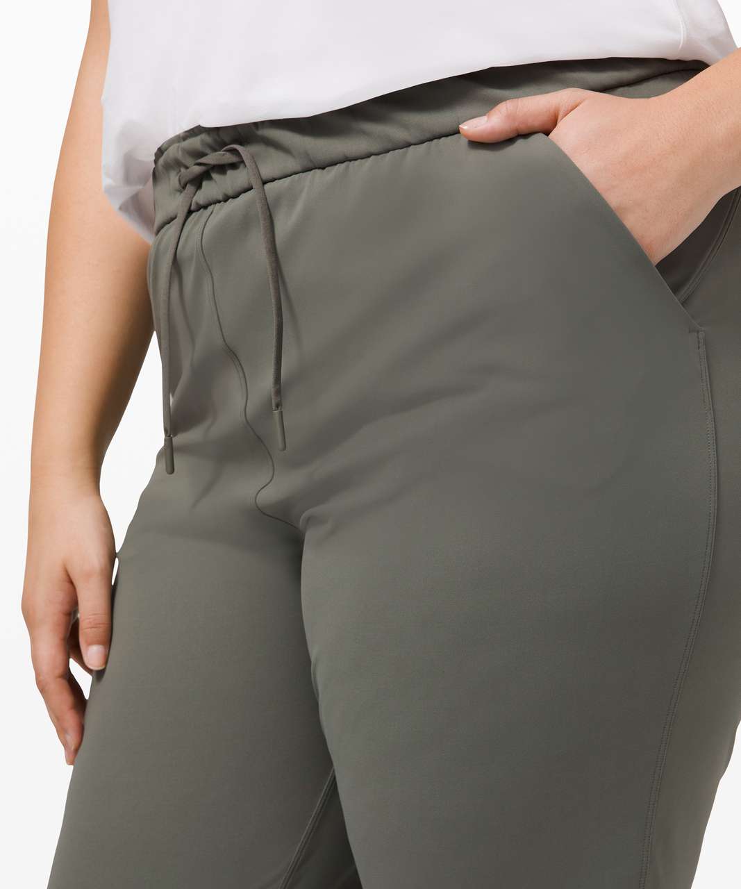 Lululemon Keep Moving Graphite Grey 7/8 High-Rise Work Trouser Pants Size 6  - $69 - From Madison