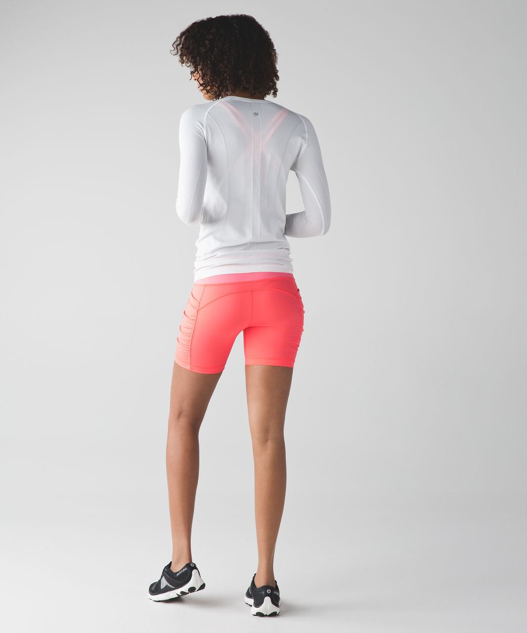 Lululemon Grapefruit CRB + Greyt/Black Speed Shorts + Classic Stripe/Flash  Light Stuff Your Bra - Agent Athletica