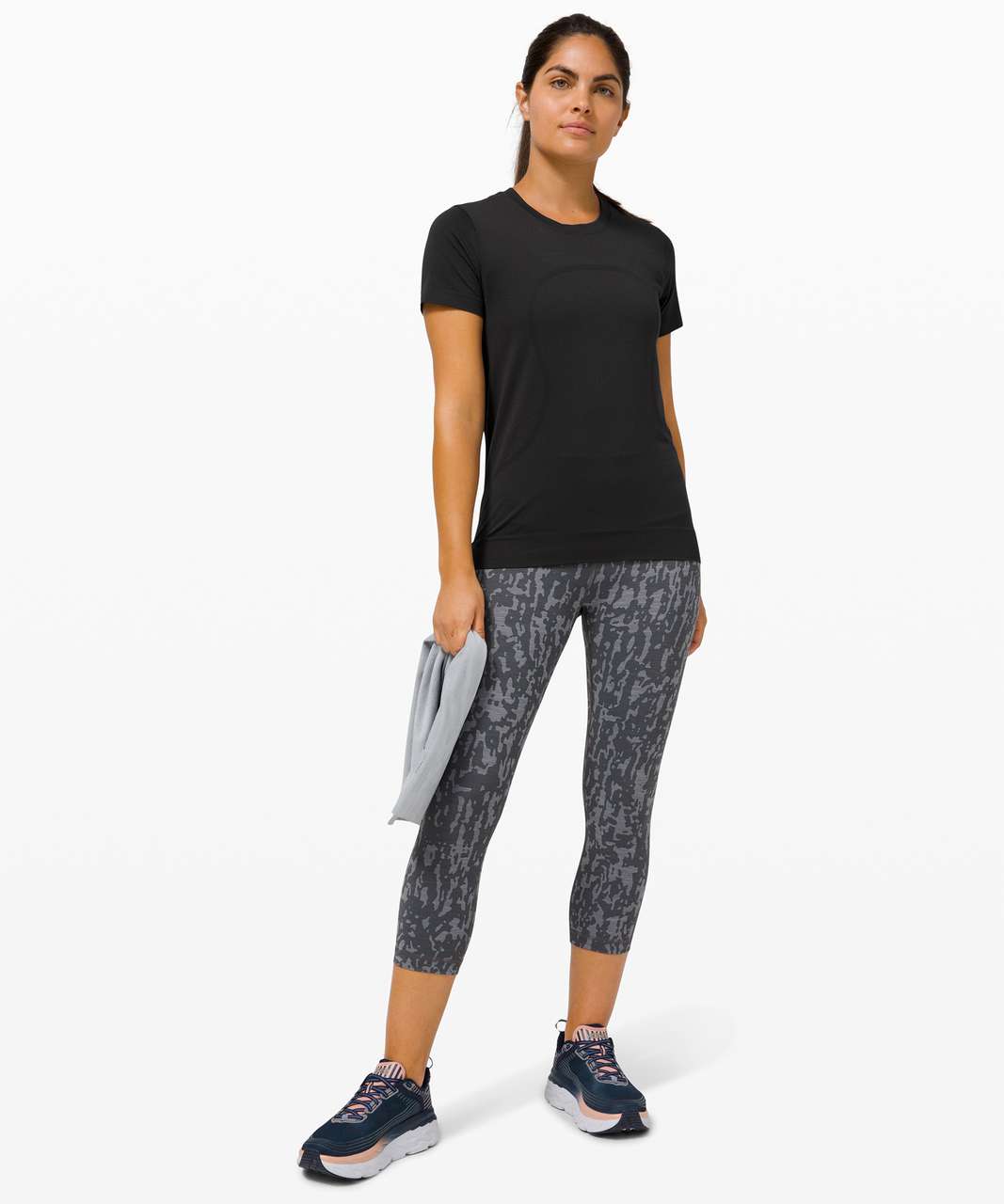 lululemon - Lulu Lemon Swiftly Breathe Black Tee on Designer Wardrobe