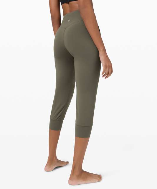 My first ever Lululemon purchase! Align High-Rise Crop 23 in Incognito  Camo Multi Grey (size 4) : r/lululemon