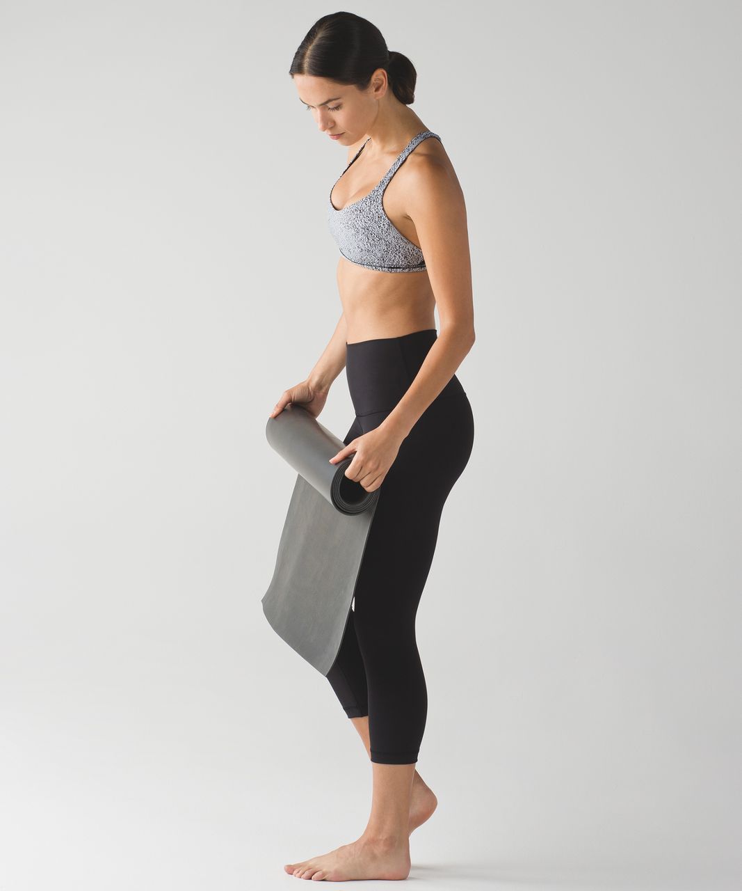 Lululemon Free To Be Zen Bra - Power Luxtreme Spray Jacquard White Black / Black