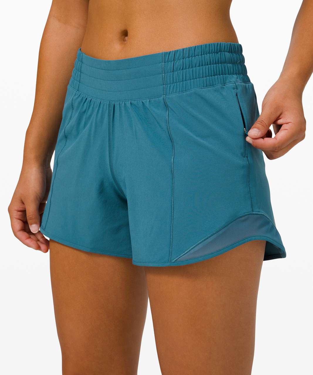 Lululemon Hotty Hot short 4” long. Women size 6.