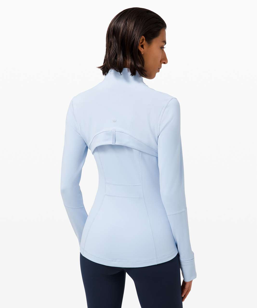 https://storage.googleapis.com/lulu-fanatics/product/60992/1280/lululemon-define-jacket-blue-linen-047763-337873.jpg