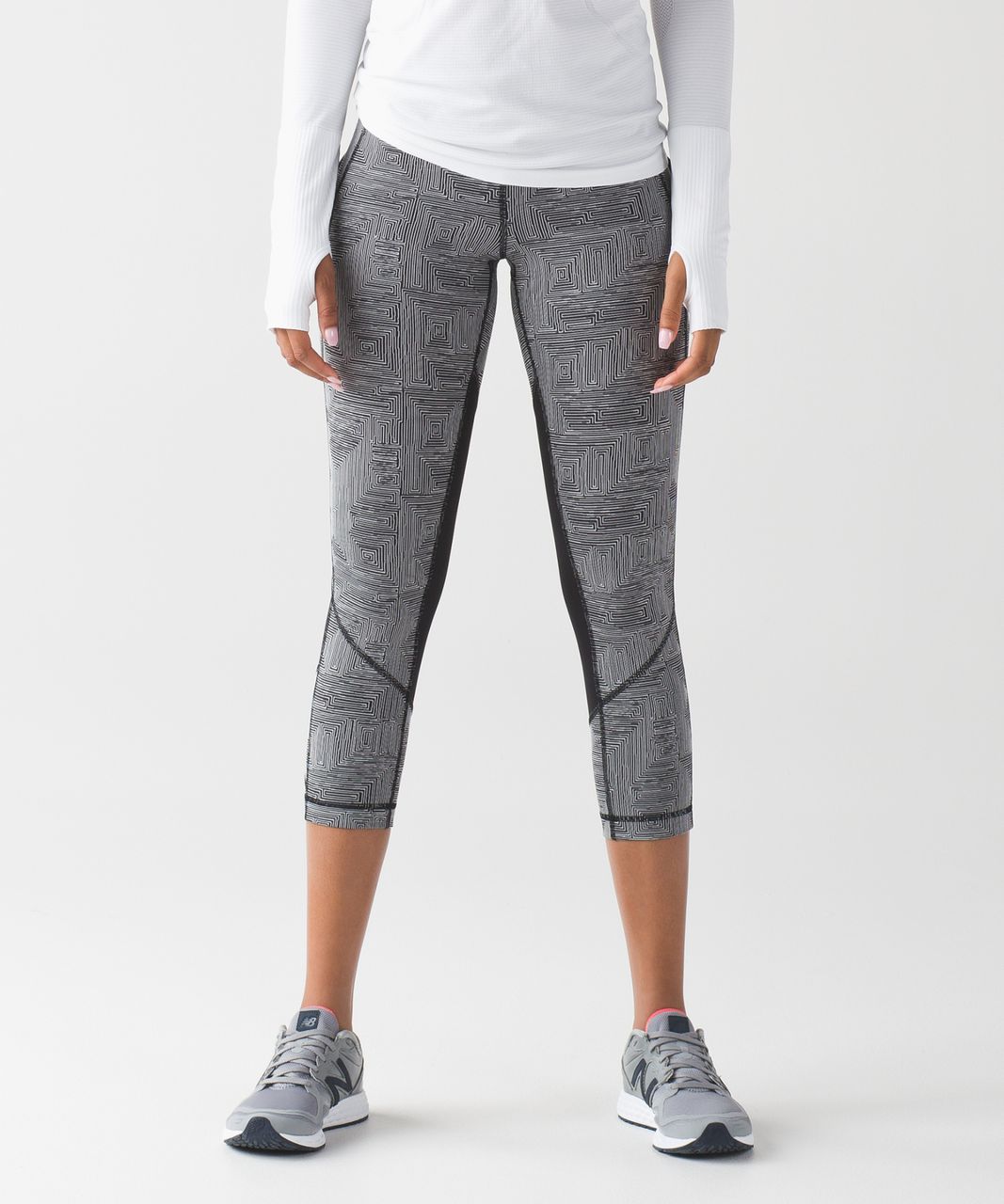 Lululemon Pace Rival Crop - Maze Jacquard White Black / Black