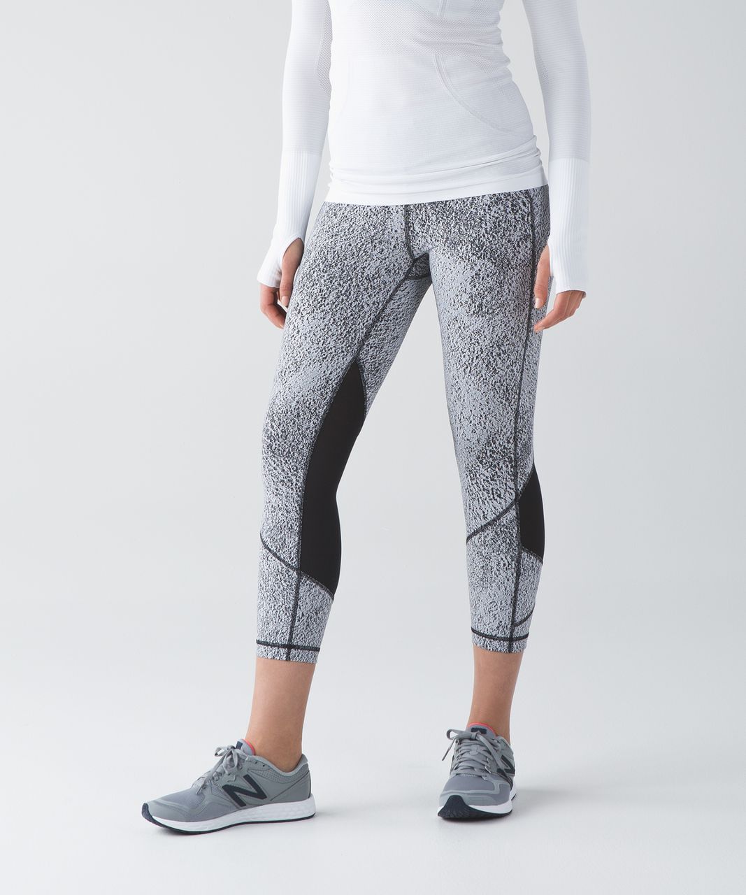 Lululemon Pace Rival Crop (Full-On Luxtreme) - Dottie Tribe White Black -  lulu fanatics