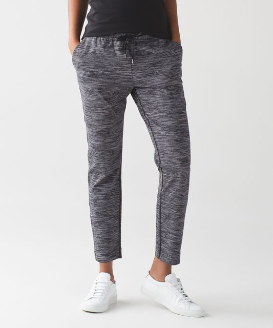 Lululemon Jet Pant - Power Luxtreme Suited Jacquard Black White