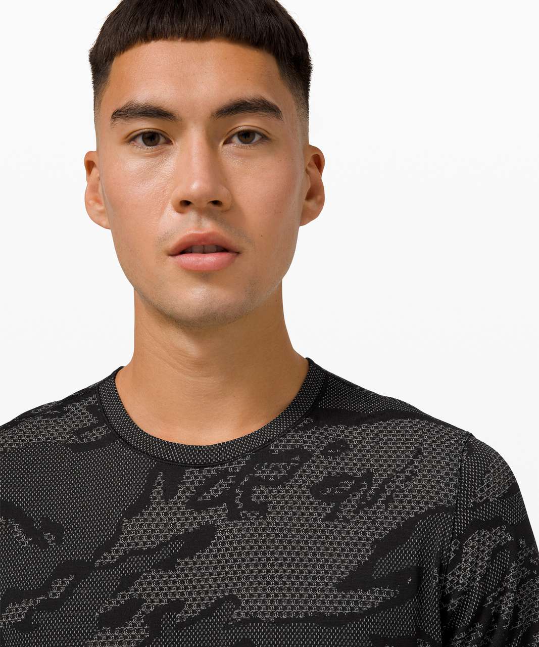 Lululemon Metal Vent Breathe Short Sleeve Seoul - City Camo / Silver Drop / Black