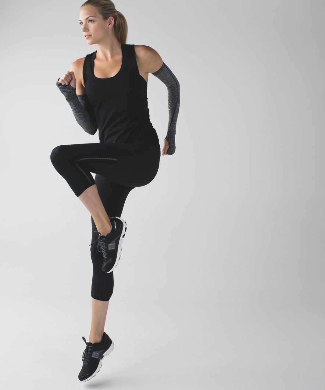 Lululemon Swiftly Arm Warmer (Reflective) - Heathered Black