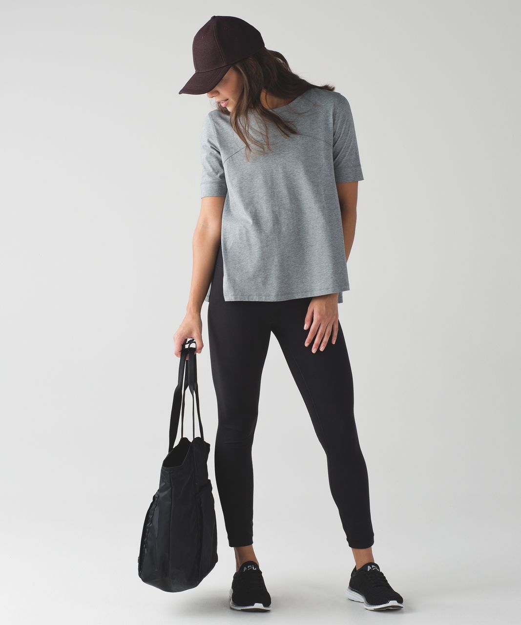 Lululemon Baller Hat Softshell - Bordeaux Drama / Heathered Black / Bordeaux Drama